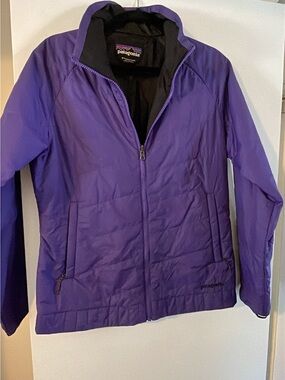 Patagonia woman’s jacket SIZE MEDIUM